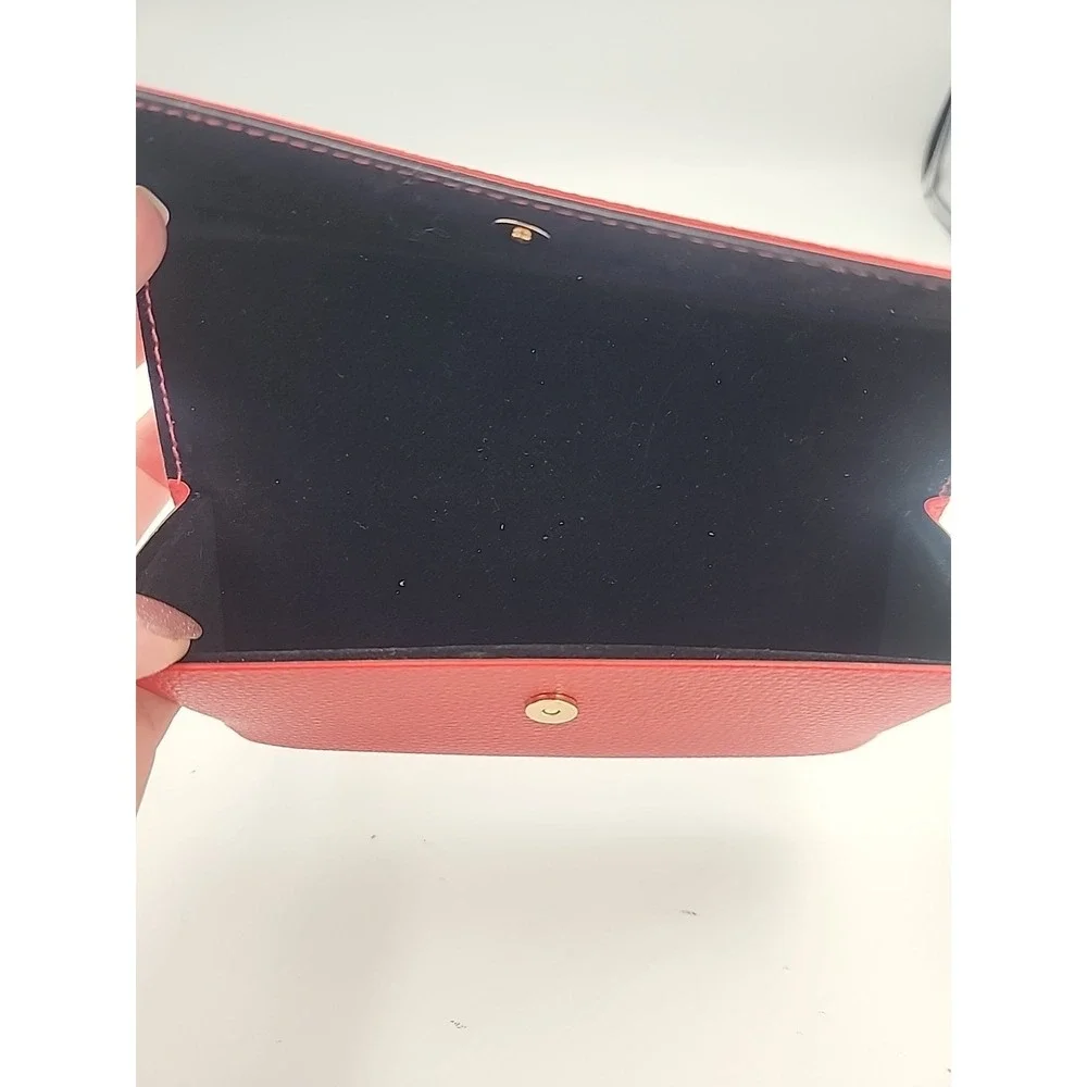GUESS Red Case for‎ Eyeglasses Sunglasses Faux Leather New Authentic